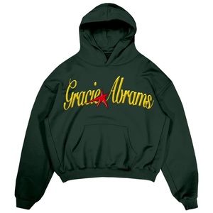 gracie abram’s green star hoodie